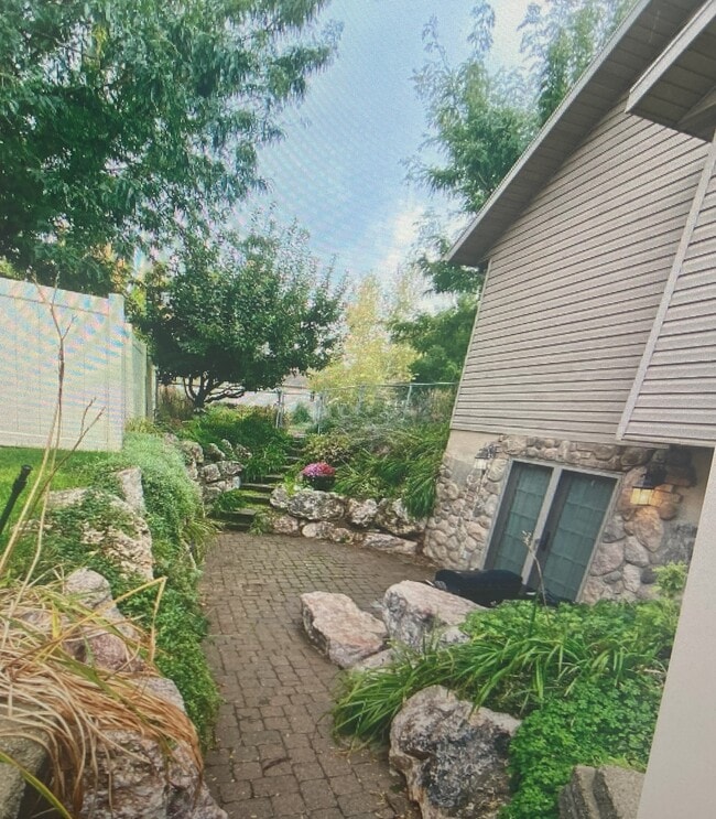 Building Photo - 2959 W 2025 N
