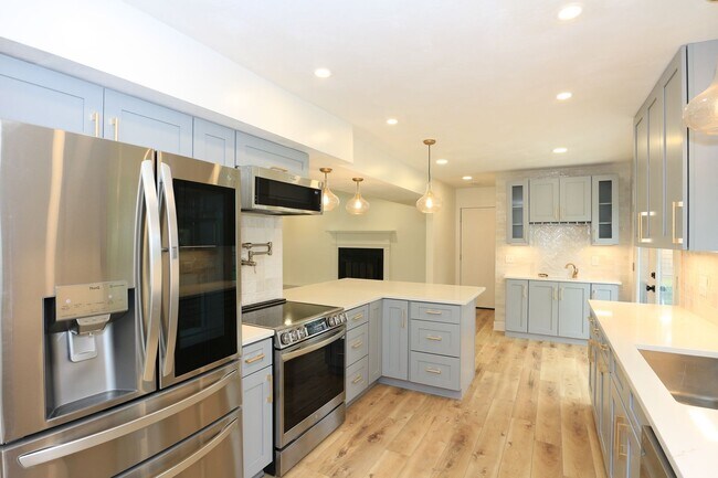 Foto del edificio - Beautifully Renovated Carmel Home!