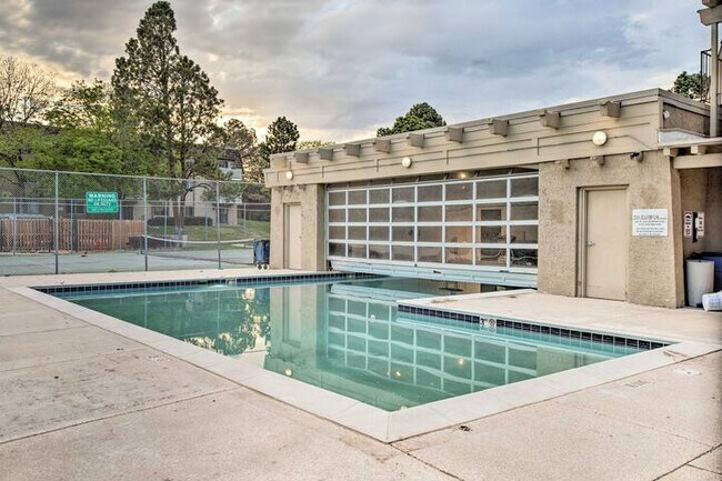 Foto del edificio - 7645 E Quincy Ave