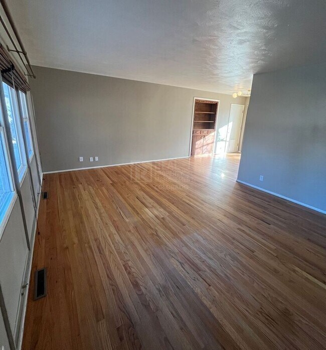 Foto del edificio - 2013 W Lake St