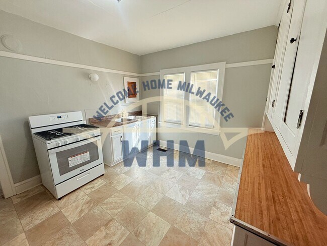 Foto del edificio - 2409 N 49th St