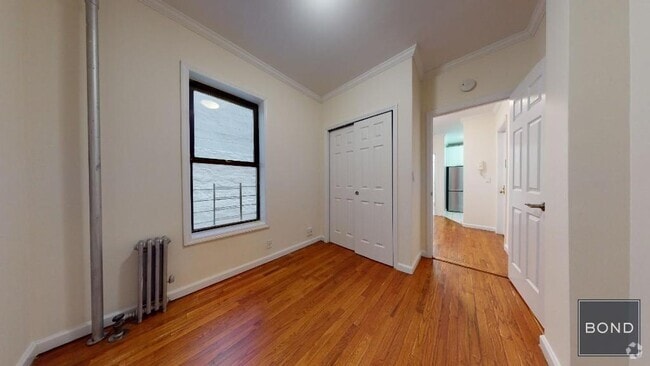 Building Photo - 516 E 80th St