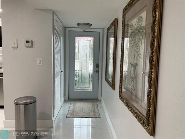 Foto del edificio - 9420 S Hollybrook Lake Dr