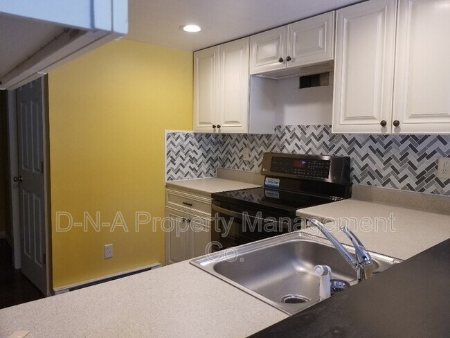 Foto del edificio - 4703 Norwood Ln