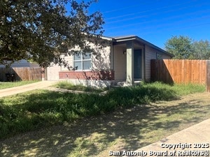 Foto del edificio - 3862 Candleglenn