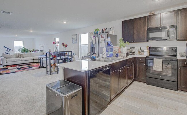 Foto del edificio - 1145 Catfish Ln