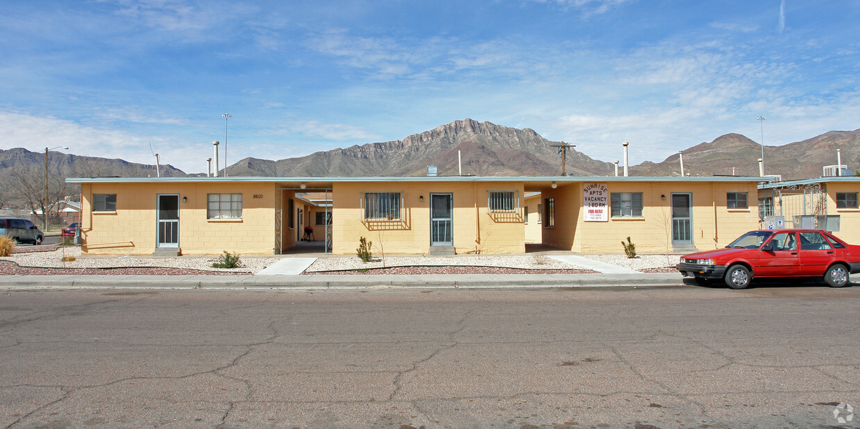 Building Photo - Sunrise Apartments