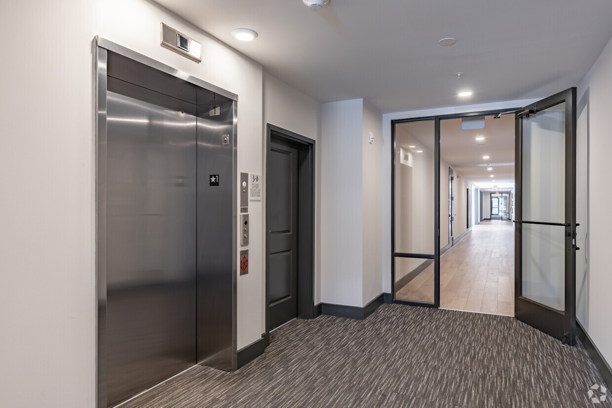 District 757 Apartments - 6163 Kempsville Cir Norfolk, VA 23502 |  Apartments.com, image size:1240x827