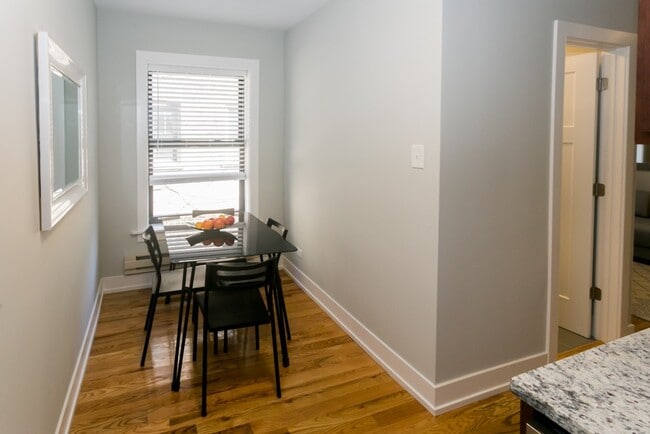 Building Photo - 2917 N Mildred Ave