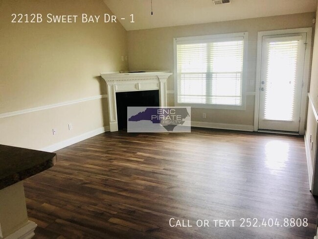 Building Photo - 2212B Sweet Bay Drive.
