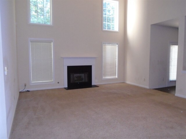 Building Photo - 240 Shenandoah Ter