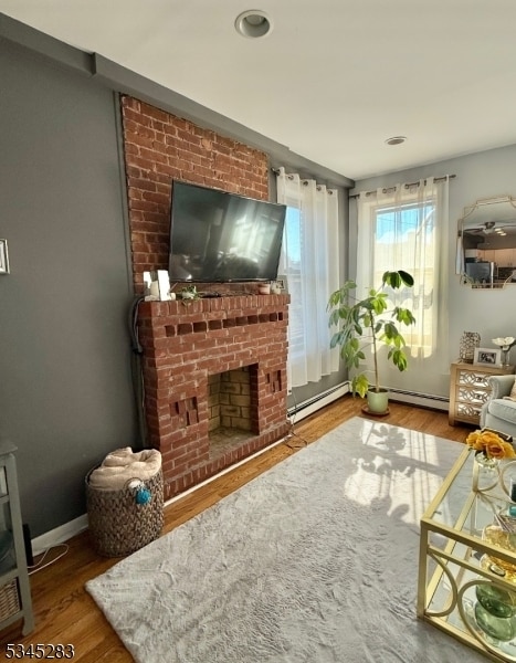 Primary Photo - 650 1st St