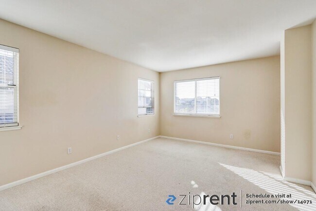 Building Photo - 3121 Stone Cliff Ct