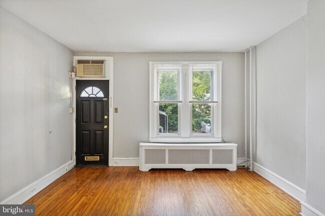 Foto del edificio - 4483 Boone St