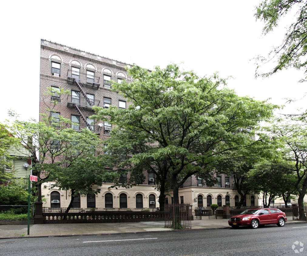 Building Photo - 1041 Bushwick Ave