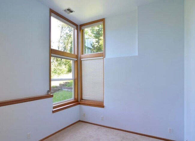 Foto del edificio - Gorgeous Home with a View!