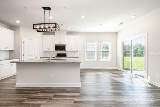 Foto del edificio - 4502 Bright Rd