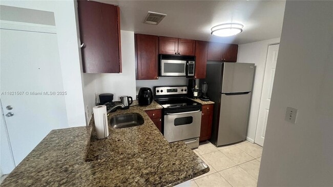 Foto del edificio - 770 Claughton Island Dr