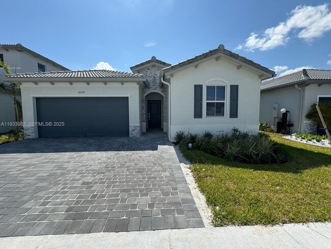 Foto del edificio - 16124 SW 148th Pl