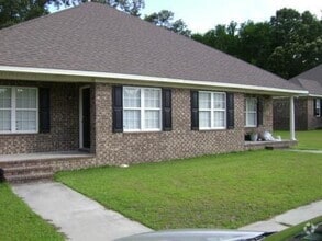 Building Photo - 1209 Beaver Creek Dr