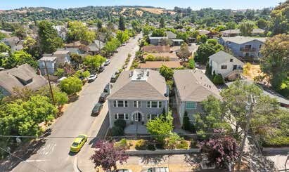 Aerial Photo - 201-203 Howard St