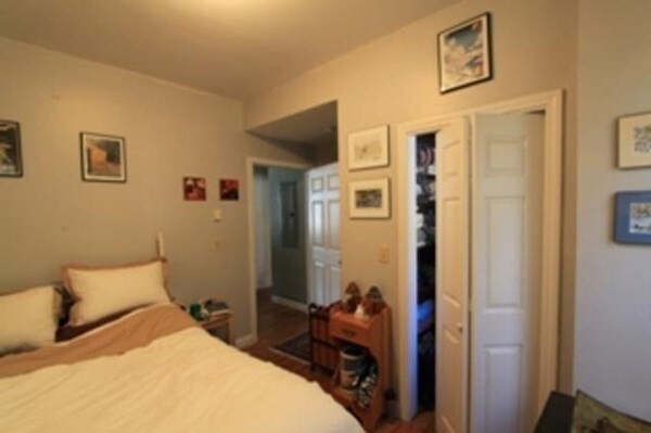 Foto del edificio - 529 Newbury St