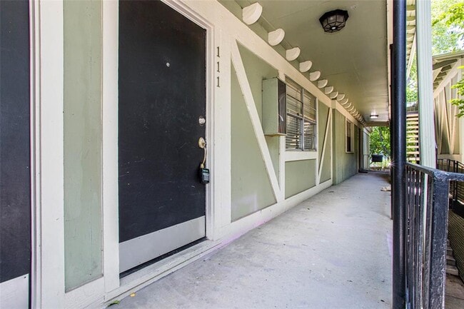 Building Photo - 4306 Avenue A