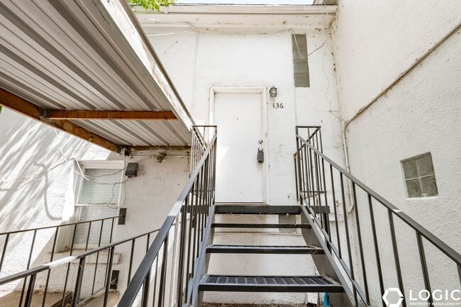 Building Photo - 136 S 300 W