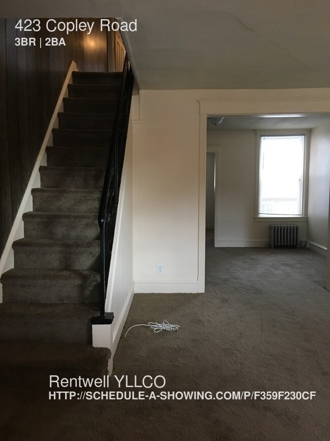 Building Photo - 423 Copley Rd