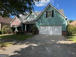 Building Photo - 2641 Sedgeview Ln NE