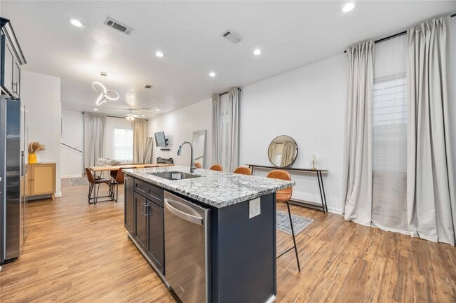 Foto del edificio - 14108 Bridgeport Rd