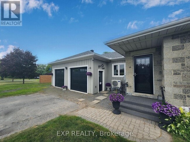 Building Photo - 1433 2