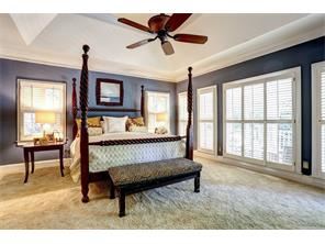 Building Photo - 4845 Riverlake Dr