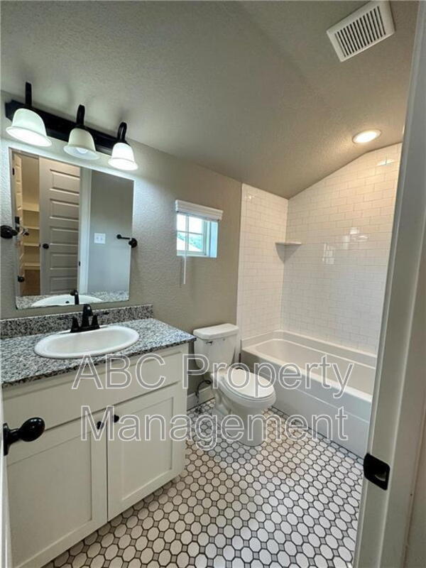 Photo - 3819 W Maclura Way House