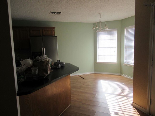 Building Photo - 5346 Northview Dr