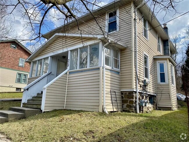 Building Photo - 317 Hillview Pl