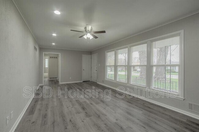 Building Photo - 6211 E 99th Street