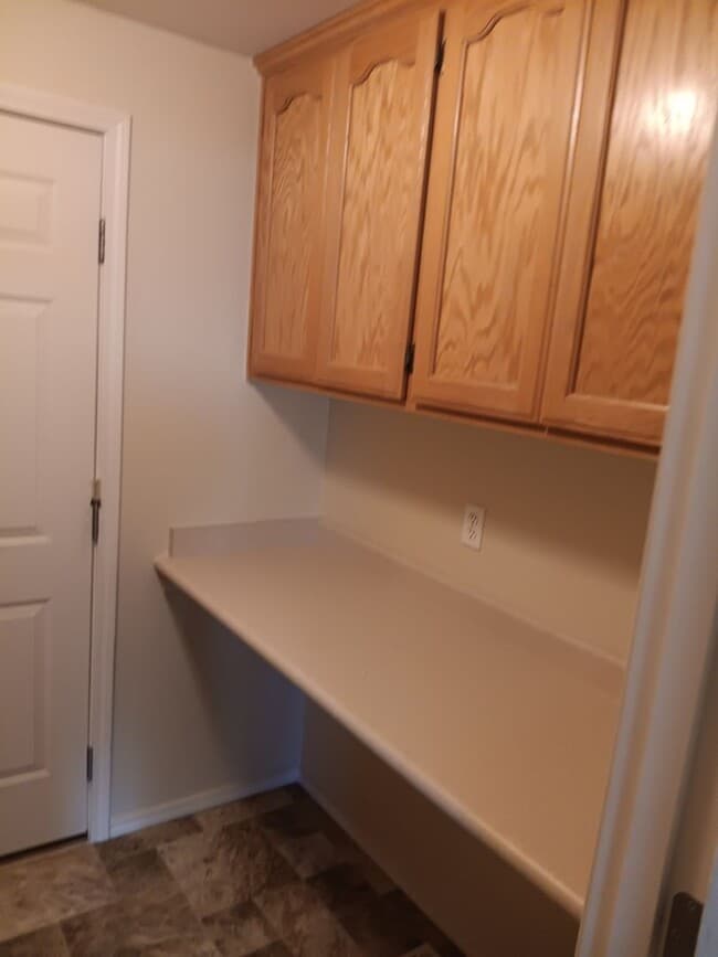 Building Photo - Cozy and Spacious Home for Rent