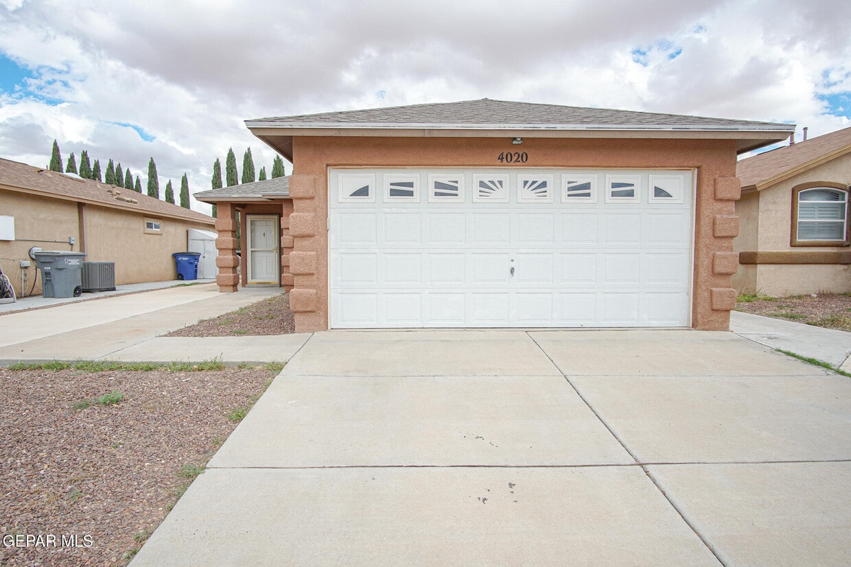 Foto principal - 4020 Tierra Inez Pl