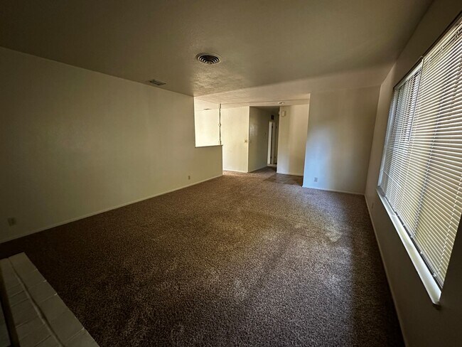 Foto del edificio - South Redding Home