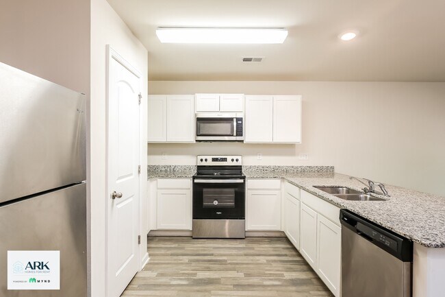 Foto del edificio - 173 Queens Cir