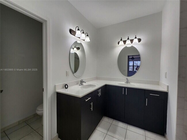 Foto del edificio - 22433 SW 102nd Ave