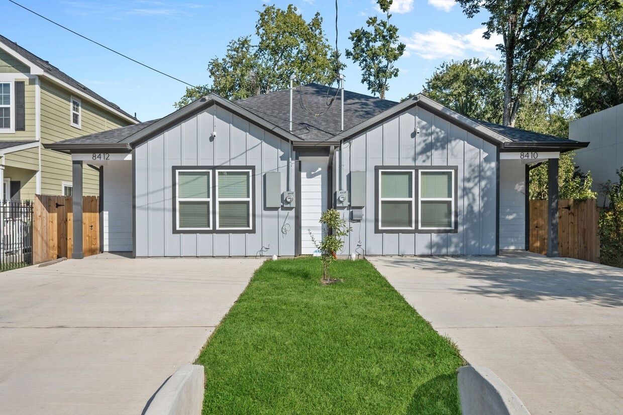 Foto principal - 8412 Sunnyhill St