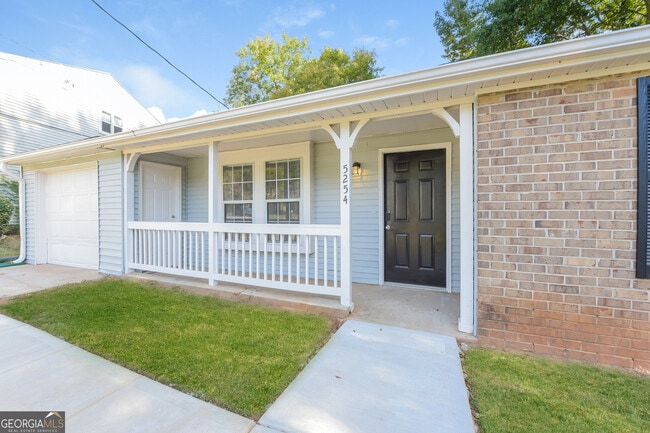 Foto del edificio - 5254 Long Green Ln