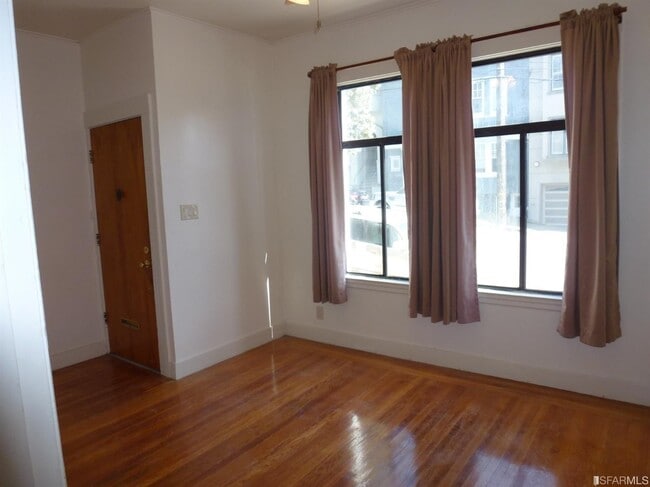 Building Photo - 1378 Vallejo St