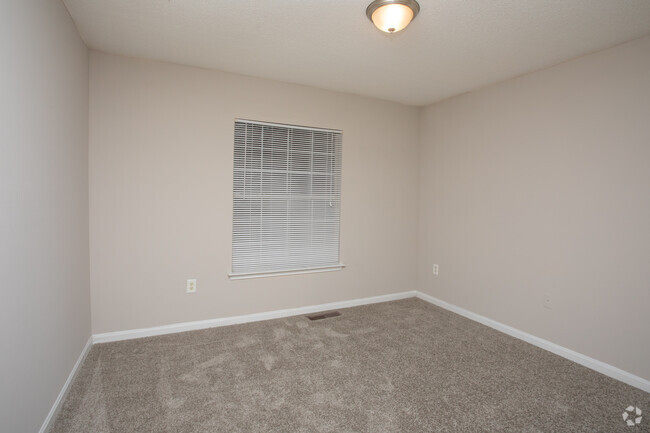 2BR, 2BA - 1256SF - Alexander Crossing Apartments