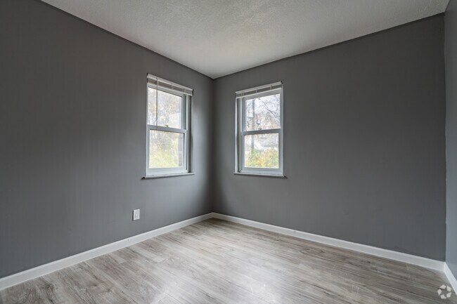 2 habitaciones, 1 baño - 635 pies cuadrados - Dormitorio - Willie Mitchell Apartments