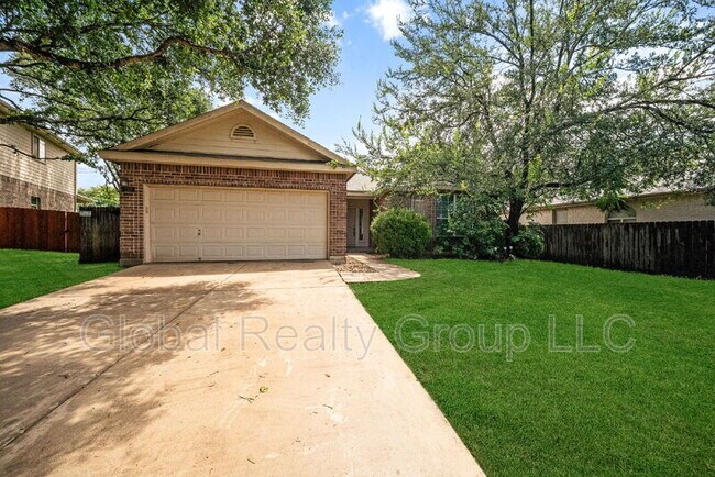 Foto del edificio - 229 Spice Oak Ln