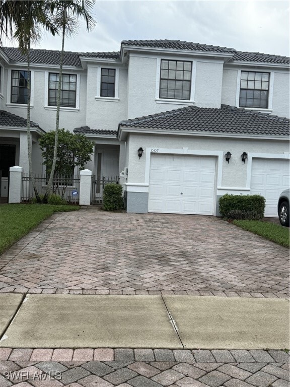 Foto principal - 15155 Summit Pl Cir