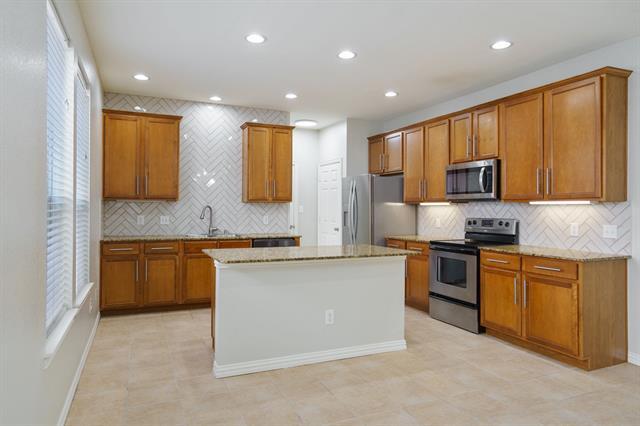 Foto del edificio - 6407 Capulet Pl